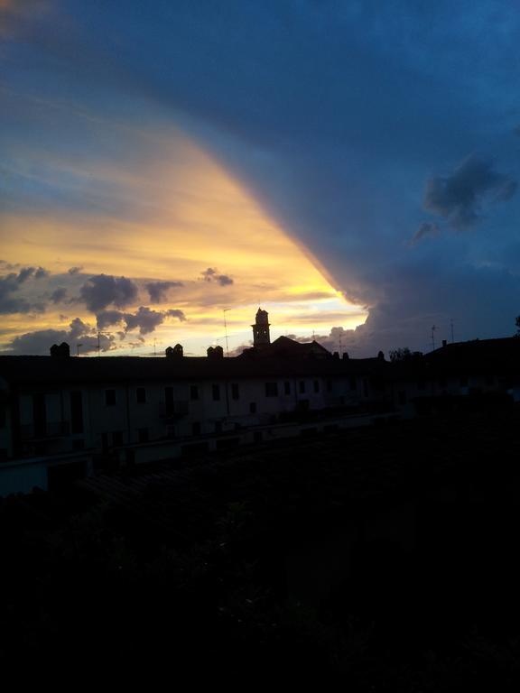 B&B Il Pioppo E La Fonte Castello d'Agogna Kültér fotó