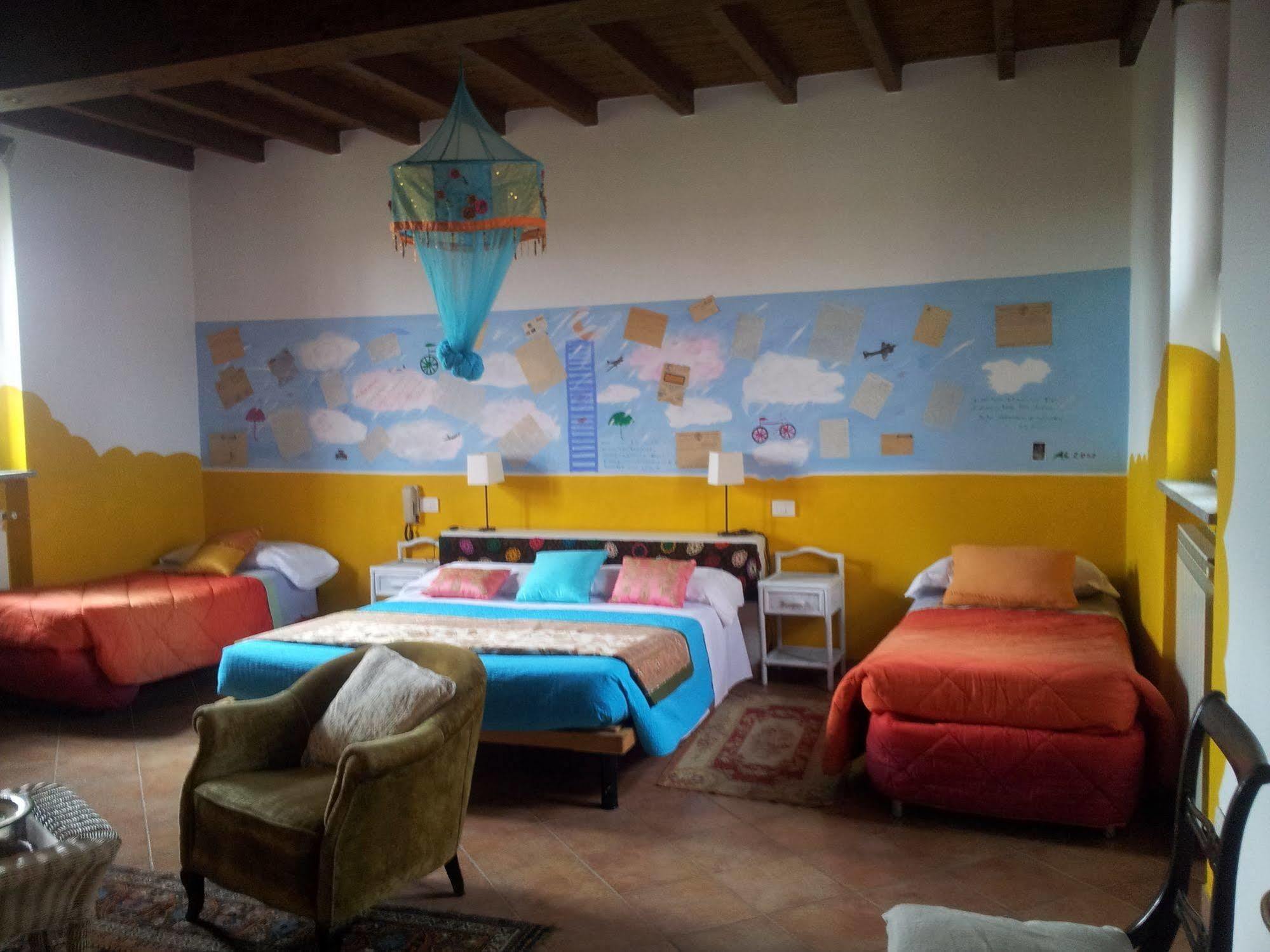 B&B Il Pioppo E La Fonte Castello d'Agogna Kültér fotó